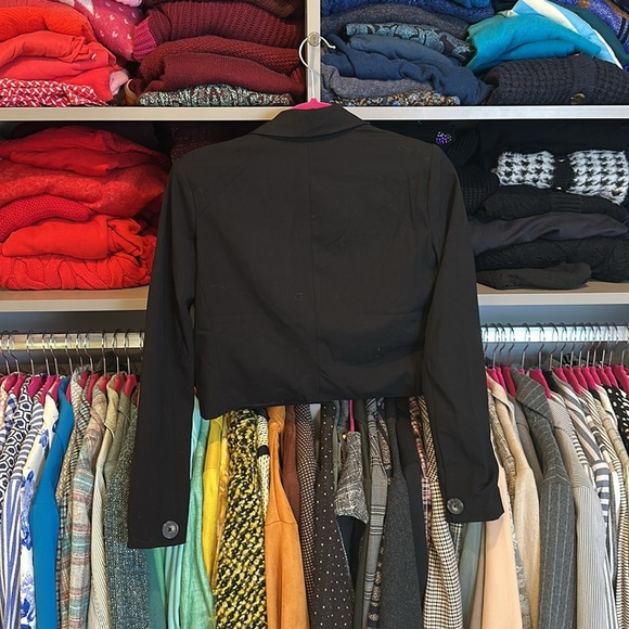 Joie black 1 button 2 pocket cropped blazer size XS - Picture 3 of 3